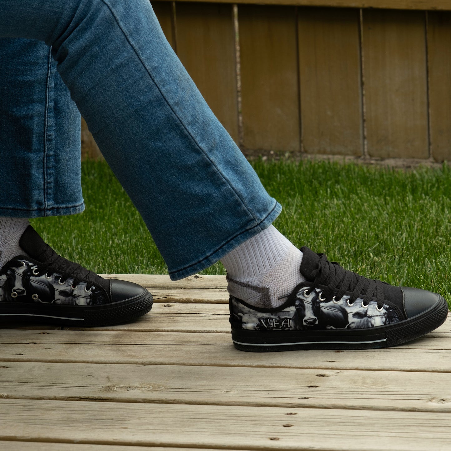 Vegan For The Animals Lowtop Sneakers