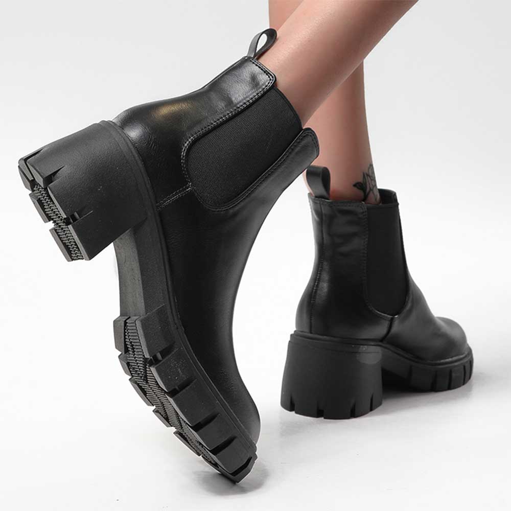 Vegan best sale chunky boots